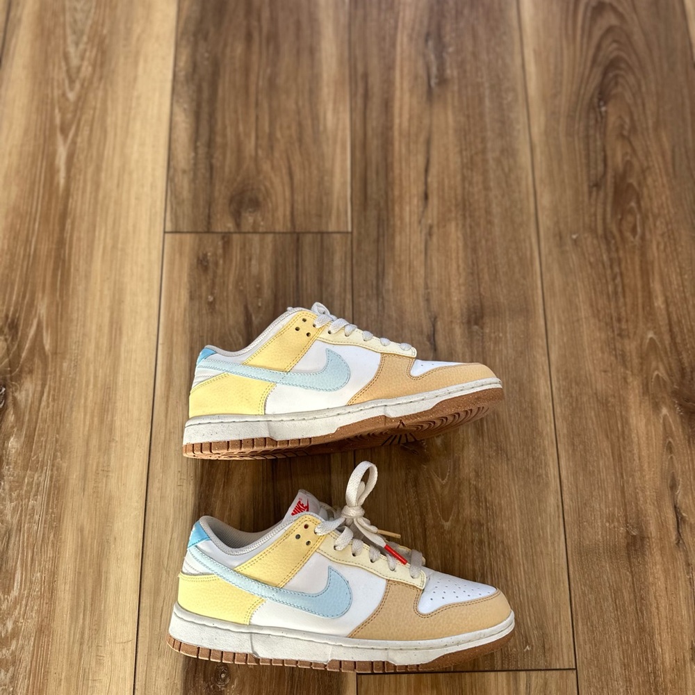 Nike women’s Dunk Low next nature soft yellow Sneakers size 7.5 - Picture 5 of 7
